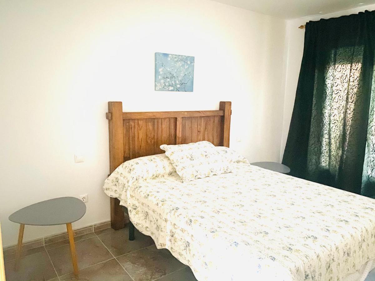 Vut La Taberna I Villa Poyales Del Hoyo Kültér fotó